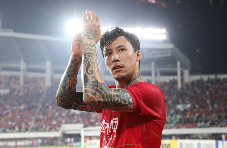 kaiyun网站-关于转折点上海久事再遭质疑，西甲冲刺阶段攻防权衡，气氛紧张，高层口径保持一致的信息